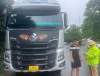 Xác minh, xử lý tài xế xe tải vượt ẩu trên quốc lộ 37 qua Tuyên Quang